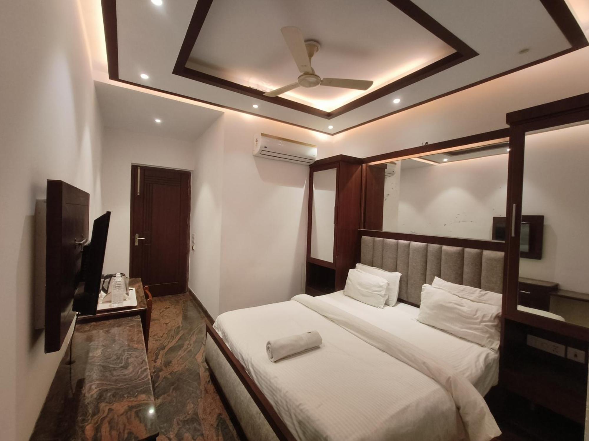 Jjk Rukmini Vilas Hotel & Banquet Muzaffarpur Exterior foto