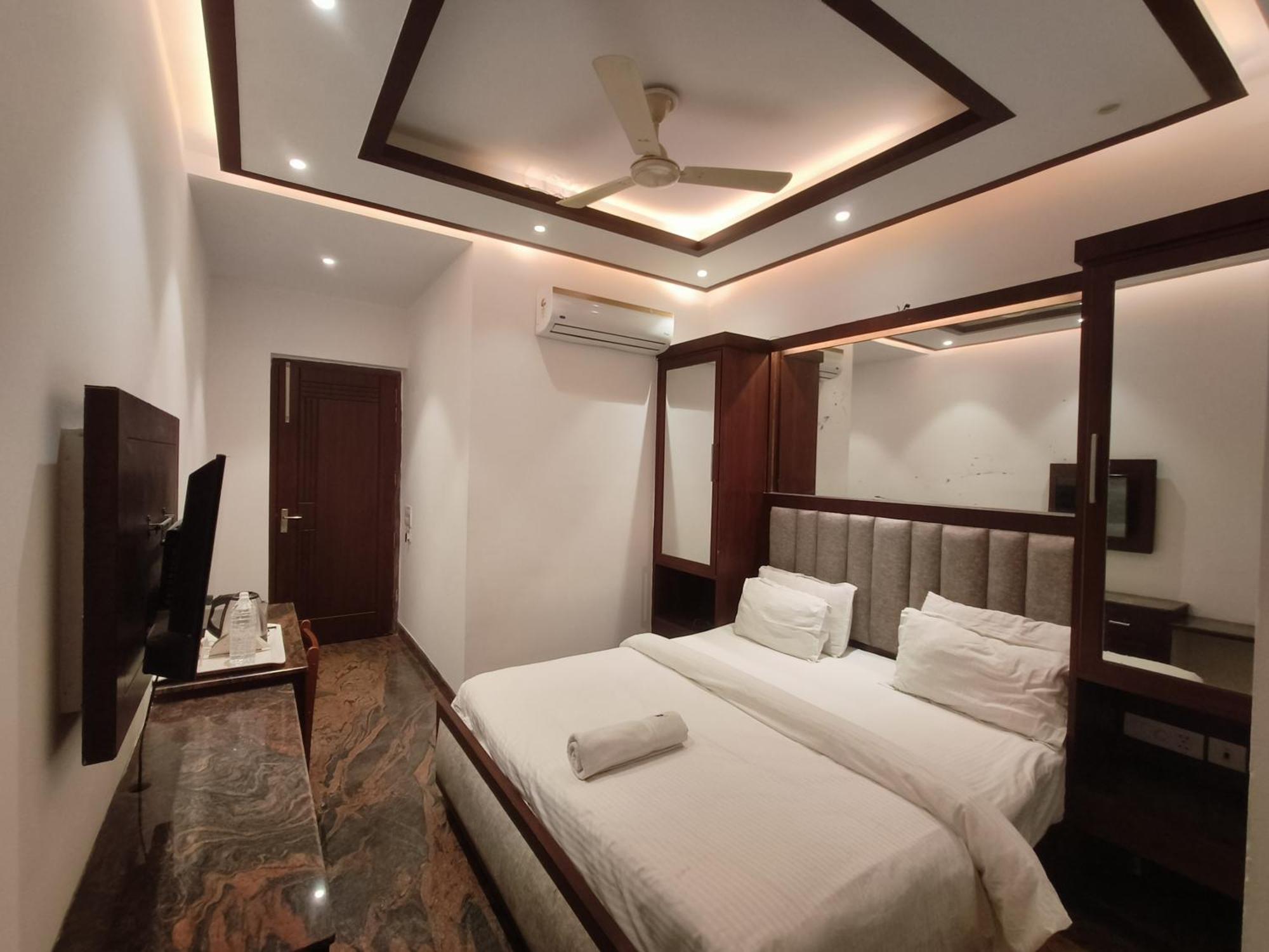 Jjk Rukmini Vilas Hotel & Banquet Muzaffarpur Exterior foto