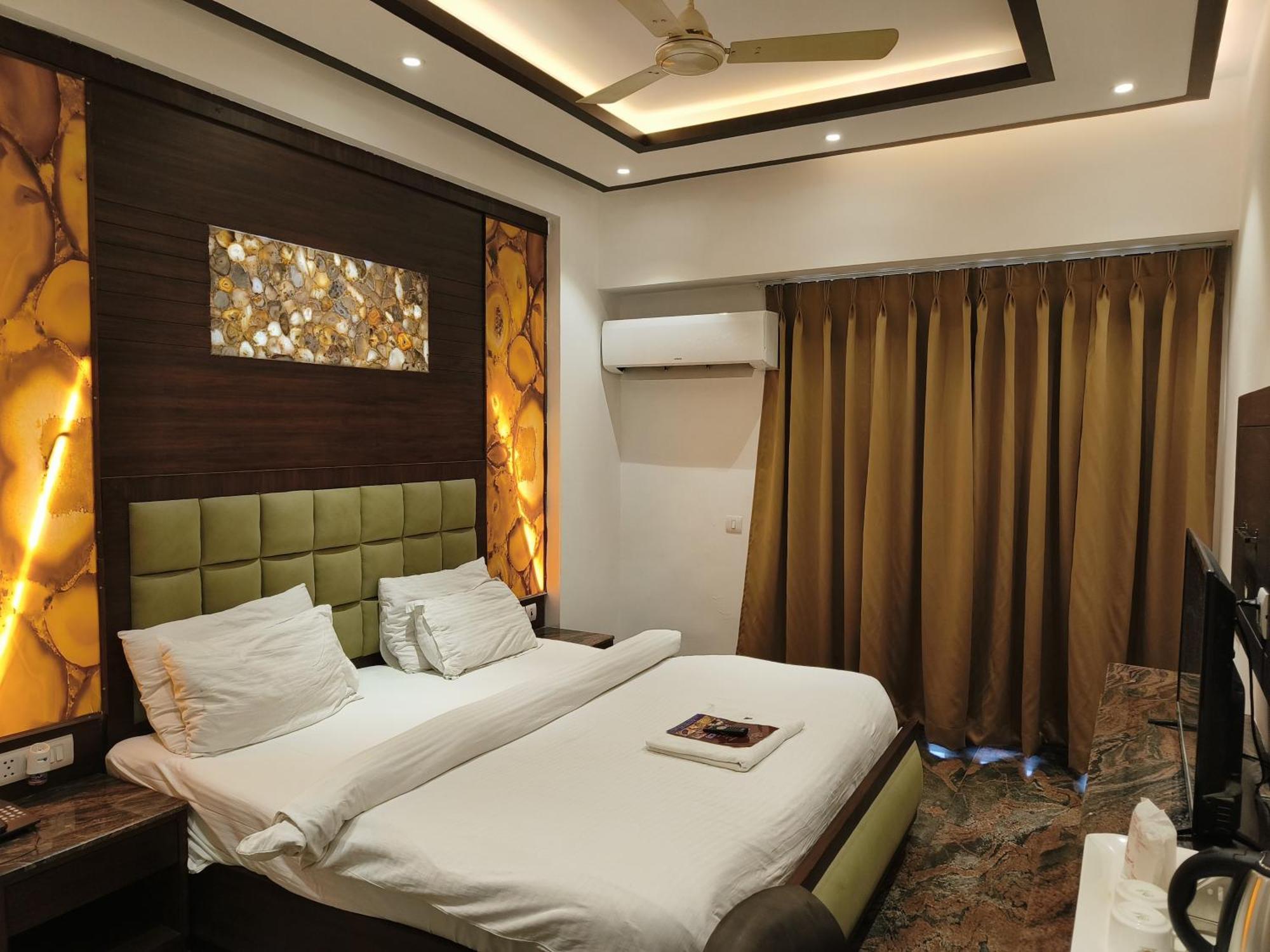 Jjk Rukmini Vilas Hotel & Banquet Muzaffarpur Exterior foto