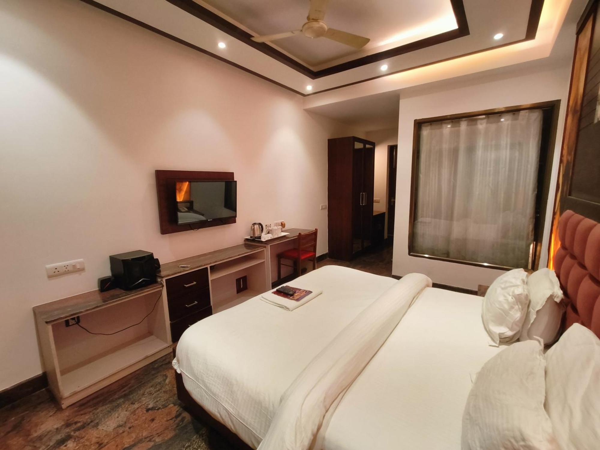 Jjk Rukmini Vilas Hotel & Banquet Muzaffarpur Exterior foto