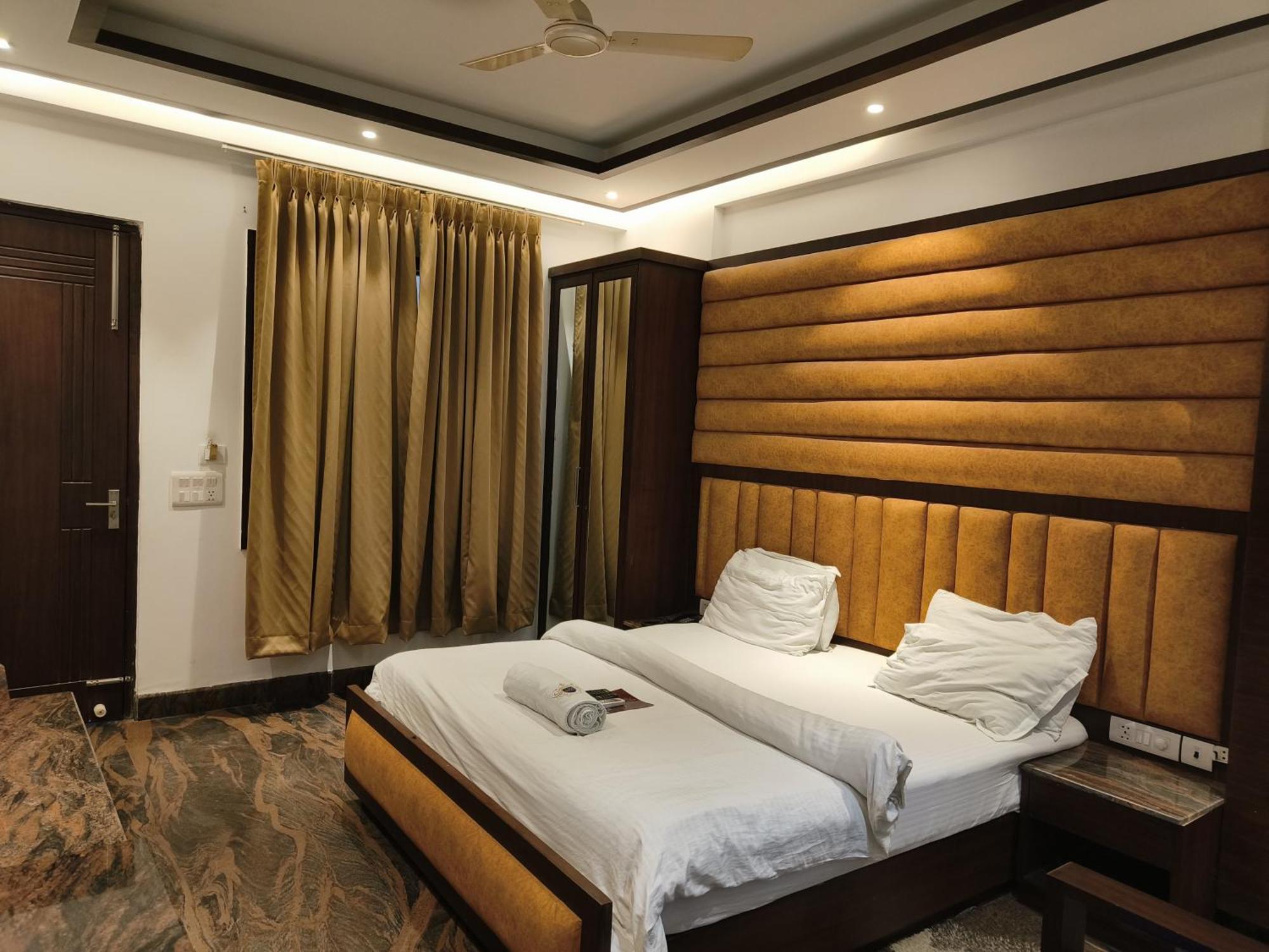 Jjk Rukmini Vilas Hotel & Banquet Muzaffarpur Exterior foto